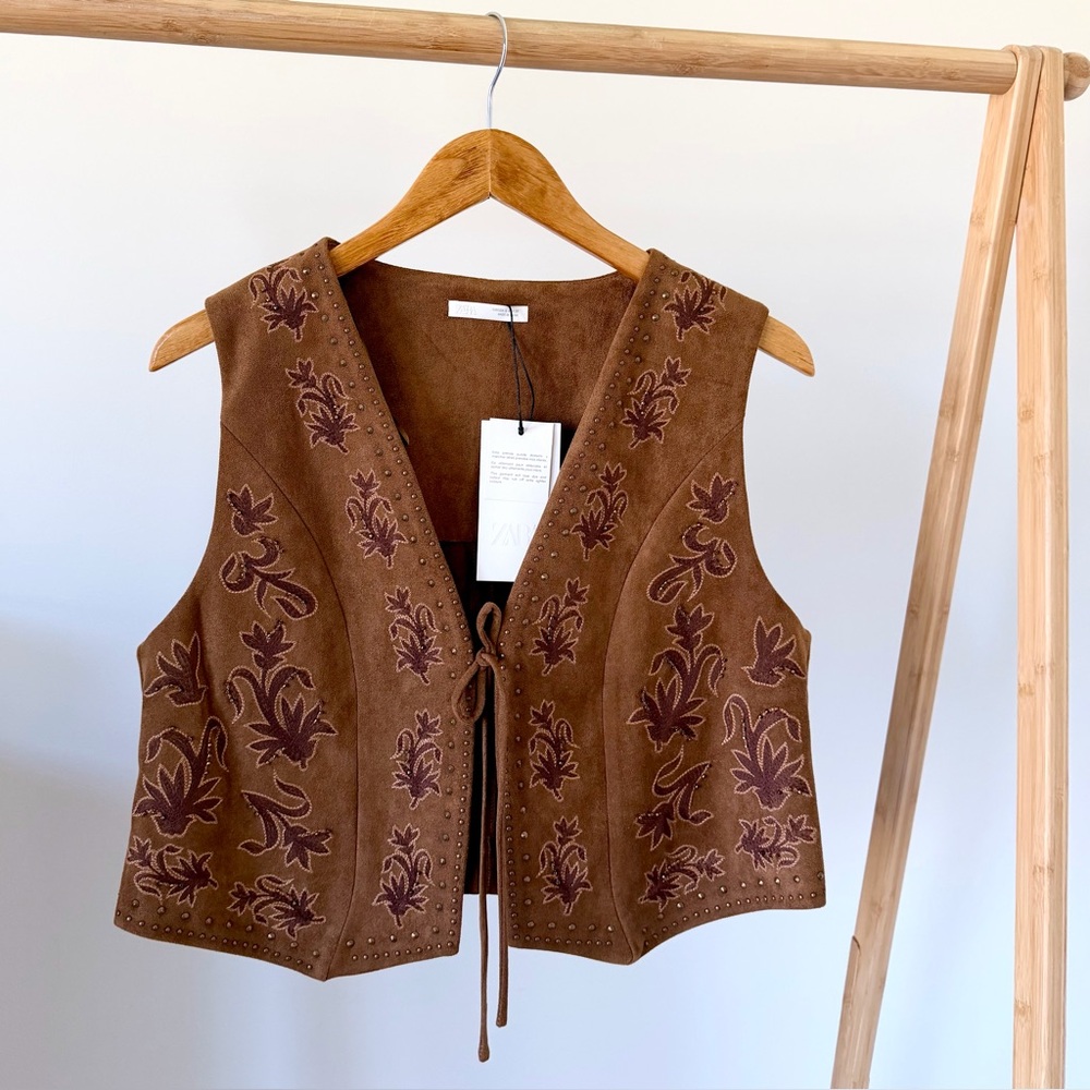 NWT Zara Embroidered Beaded Studded Faux Suede Western Vest in Brown - L